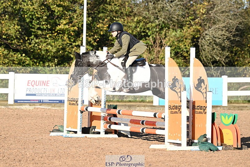 241026A-101513-00087 - SAT Cls 3 Pony Intro 70cm