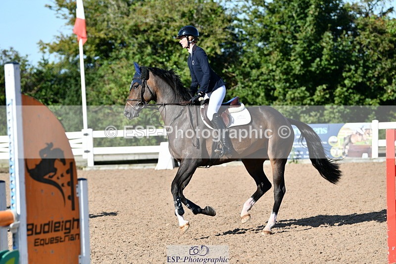 240913A-095142-03036 - Cls 20 Snr British Novice and 90cm Open