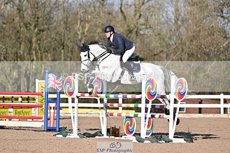 260107-130416-00353 - Cls 5+6 Foxhunter and 1.30m