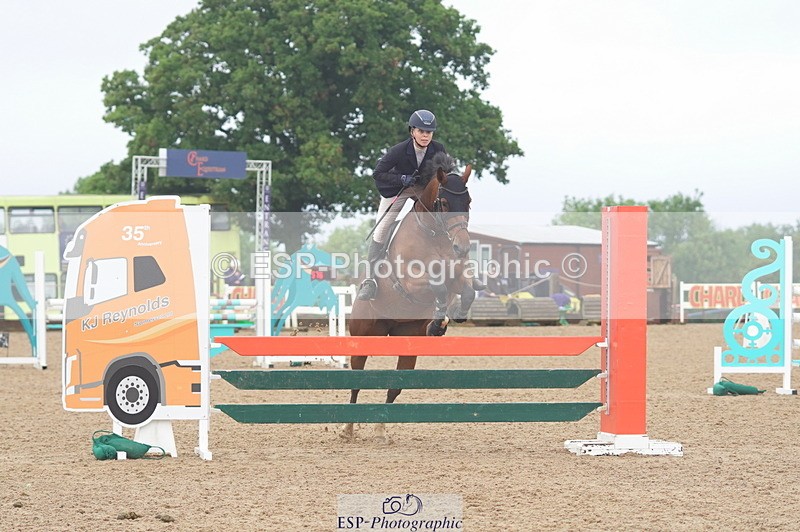 231017A-161912-07880 - Cls 31 Snr 1m Derby