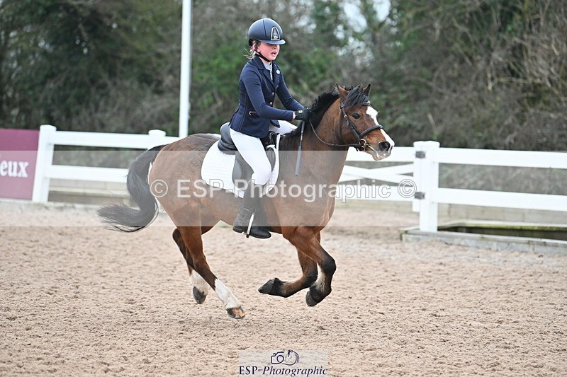 240128A-111444-00468 - Cls 3 Pony Discovery and 90cm Open