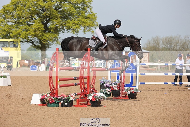 240511A-102939-11761 - Cls 33 Snr 1.20m Open