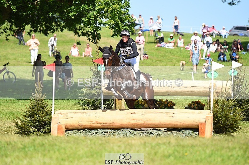 230527-151520-10329 - 353-THE_RIPPER-Bundy_Philpott-XC