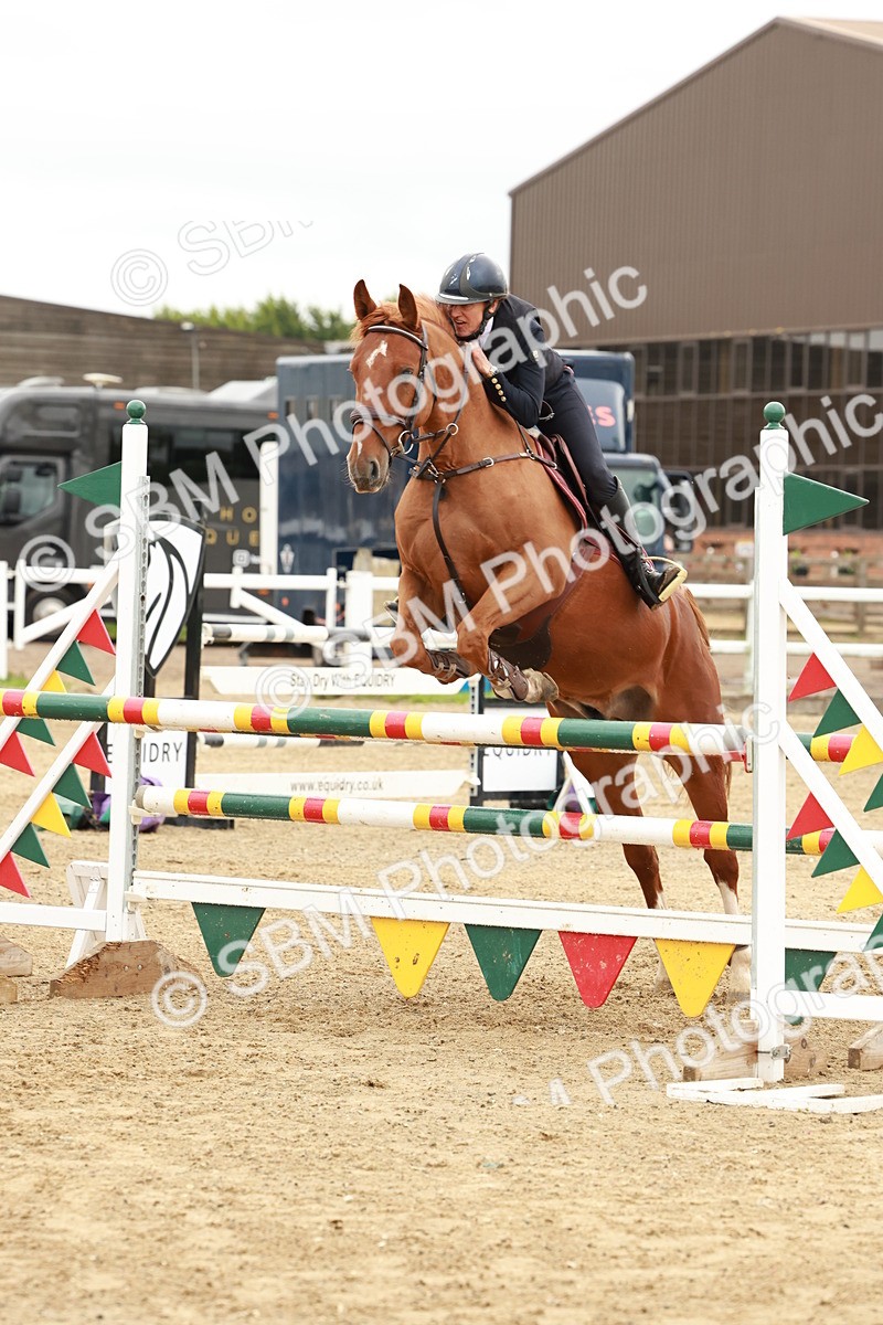 1I0A7806 - Class 4 - Senior Newcomers 1.10m