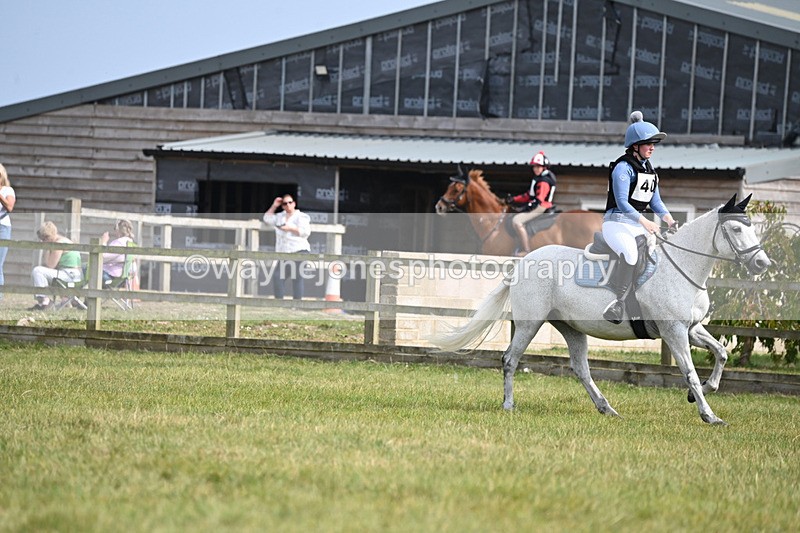 WJ6_2072 - 60cm XC Time 13:54 to 14:20