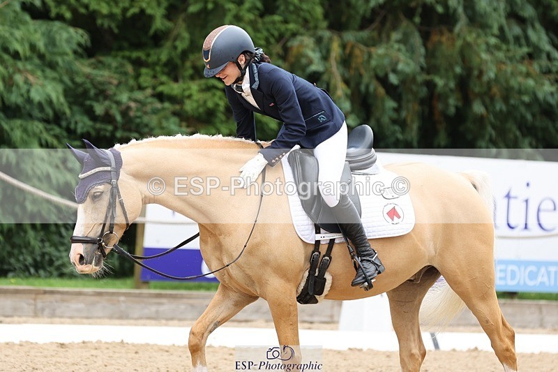 240810-143523-03685 - 301-Sophia.Longworth-Don.Deluxe