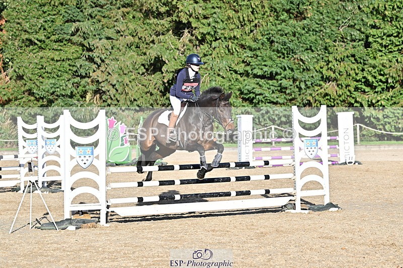 251005A-170200-05256 - Cls 11 Open 1m-1.05m