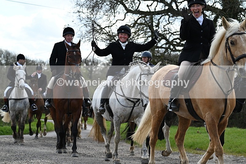 WJ7_9848 - Walk Home