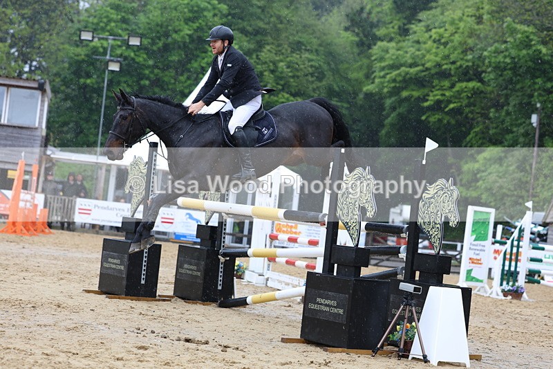 3E7A7514 - Class 8: Senior Foxhunter/1.20 open