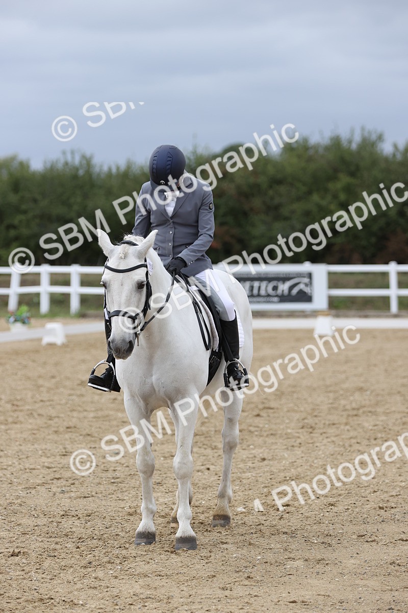 SBM_004291 - Class 9 - Novice 3 Champs