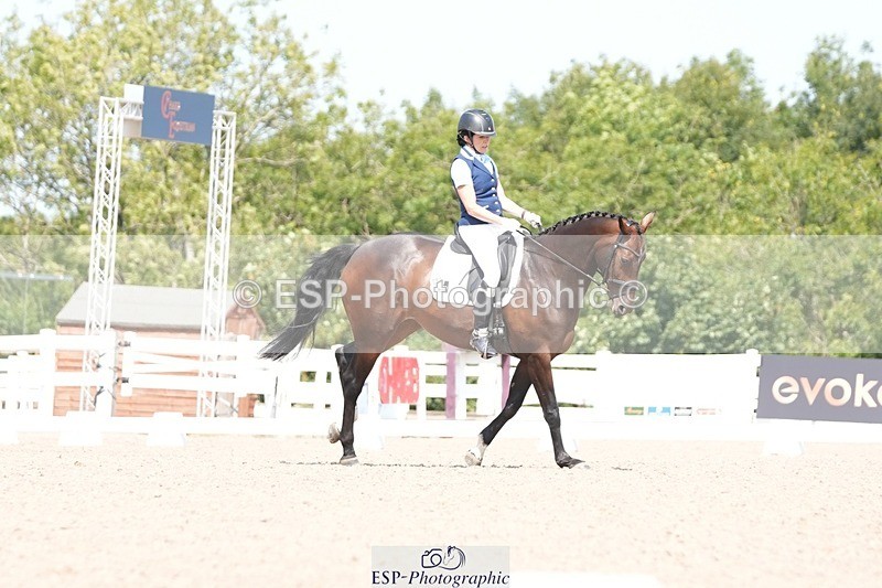 250817-125832-09514 - 052-Marcela.PomphreyLinkeltje.DE.J