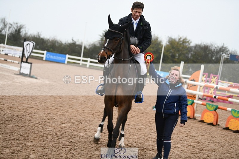 241103A-141755-08401 - SUN Cls 22 Blue Chip Performance Jump Off