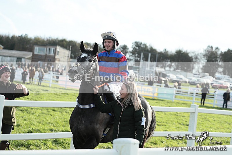 PtP 141225  1062 - New Forest Hounds PtP Larkhill 14/12/25