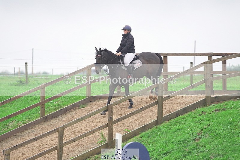 231017A-160818-07795 - Cls 31 Snr 1m Derby