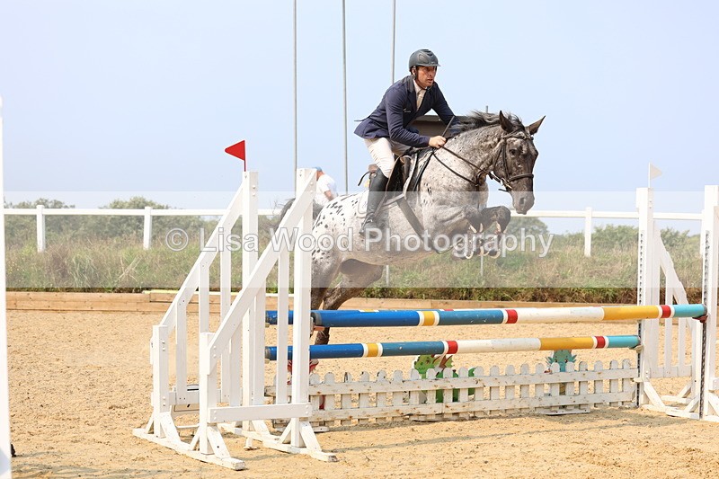 3E7A1667 - Class 4: Senior British Novice/90cm open