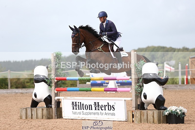 230812A-122841-08977 - Cls 32 Foxhunter