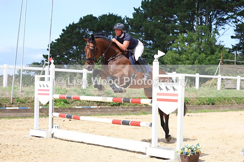 3E7A1802 - Class 8: Senior Newcomers/1.10m open