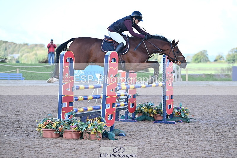 231014A-112927-04390 - Cls 18 Newcomers & 1.10m Open