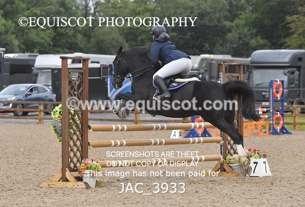 JAC_3933 - CLASS 4 Senior British Novice/ 90cm Open