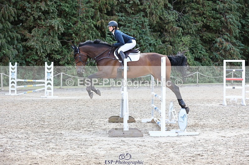 250829A-110718-01288 - Cls 7 British Novice and 90cm