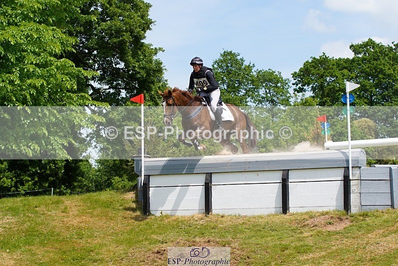 230528-131756-17346 - 409-HENTON_FIRST_LADY-Bundy_Philpott-XC