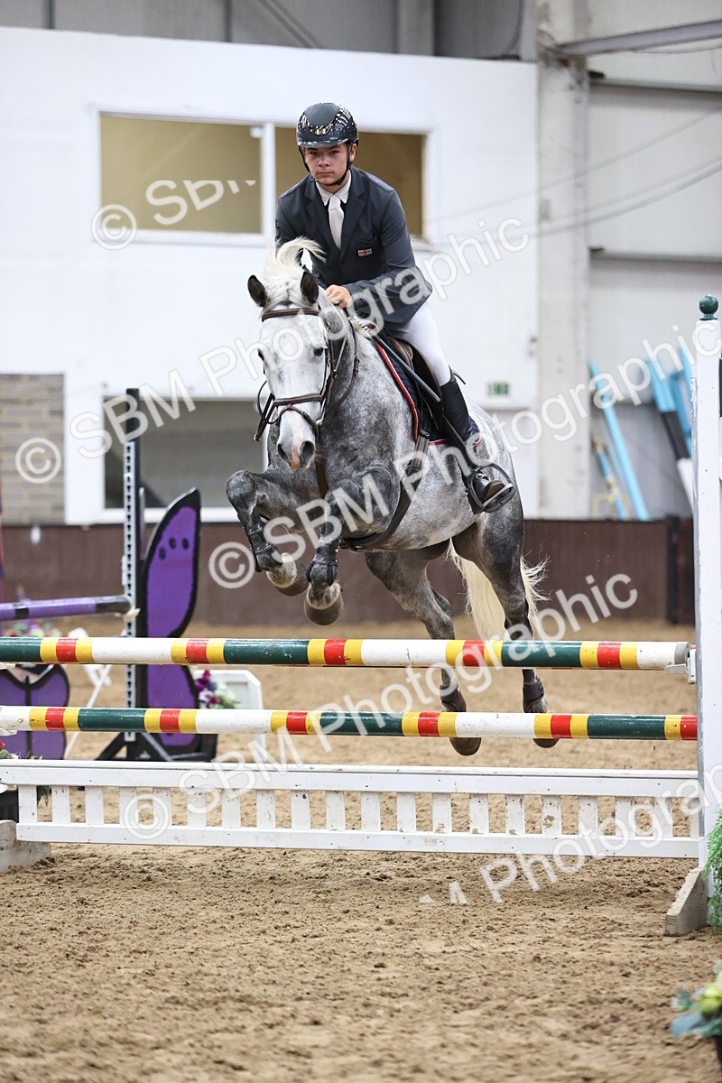 SBM_001053 - Class 5 - Blue Chip Pony Newcomers 1.00m Open