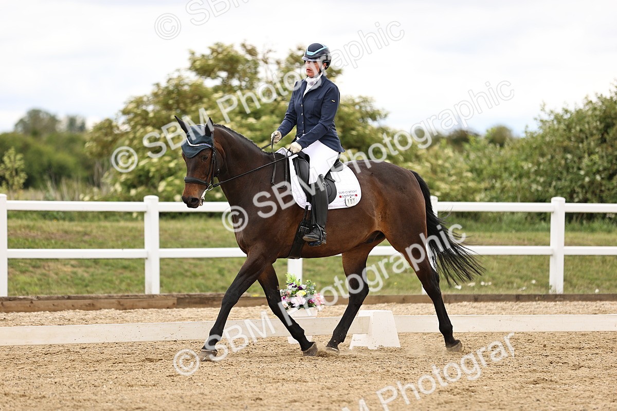 SBM_002916 - Class 2 - Novice 4 - 12.00-13.10