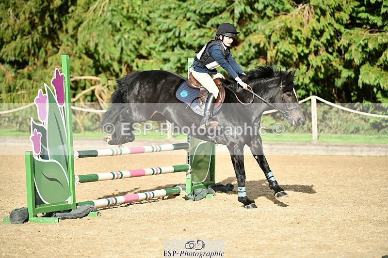 251004A-162616-02061 - Classes 10 & 11 80cm