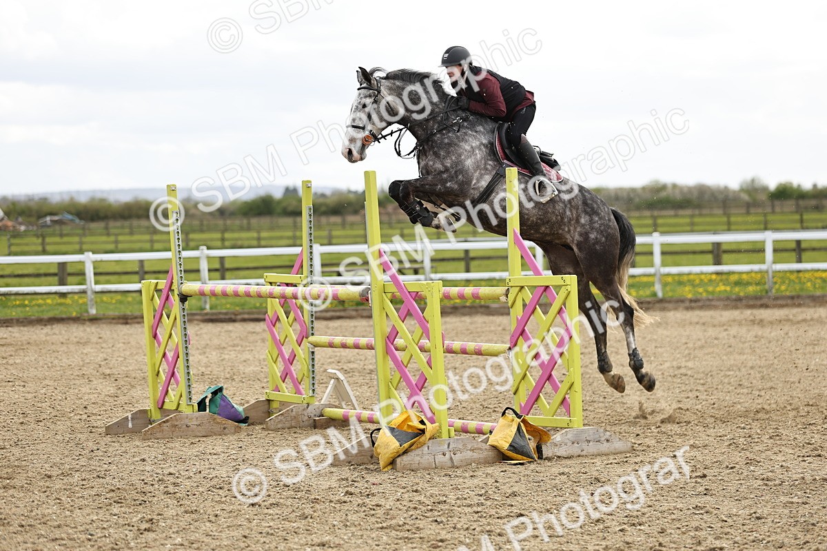 SBM_001572 - Class 5 -Senior Foxhunter - 1.20m