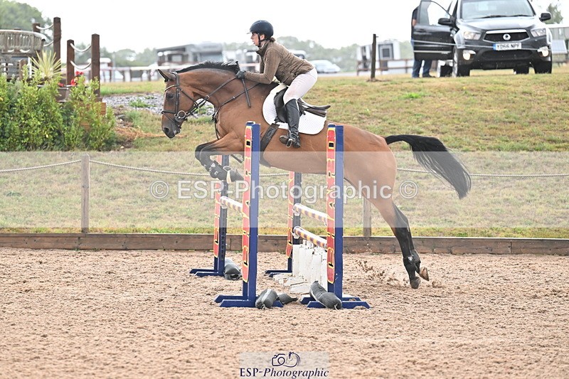250827B-105837-00214 - Clear Round & Cls 1 Brit Nov 90cm
