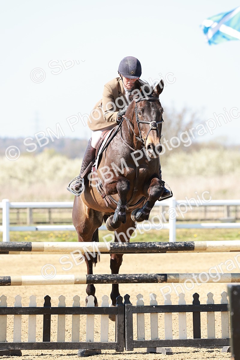 SBM_004379 - Class 17 - Senior Newcomers - 1.10m