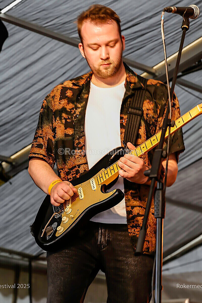 SATURDAY-210 - MINETY 2025