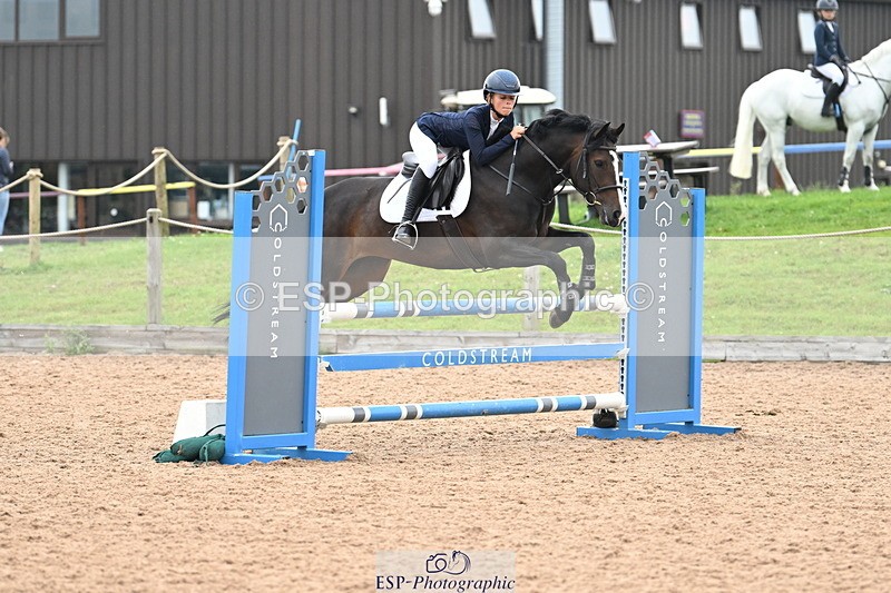 240907A-142012-02319 - Cls 4 Pony Big Team 95cm & 1.05m