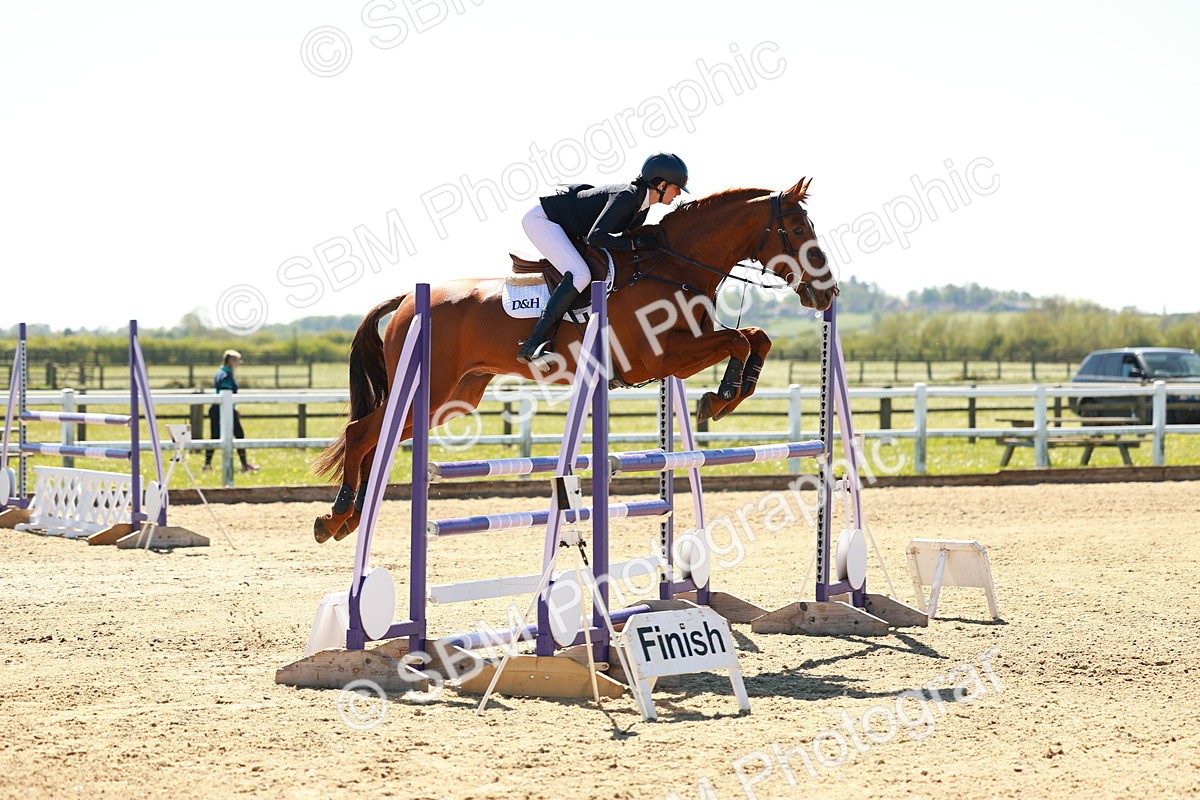 SBM_001646 - Class 5 - Senior Foxhunter - 1.20m