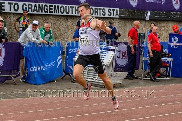 Sen25SAT-913801 - Track Male Set Two