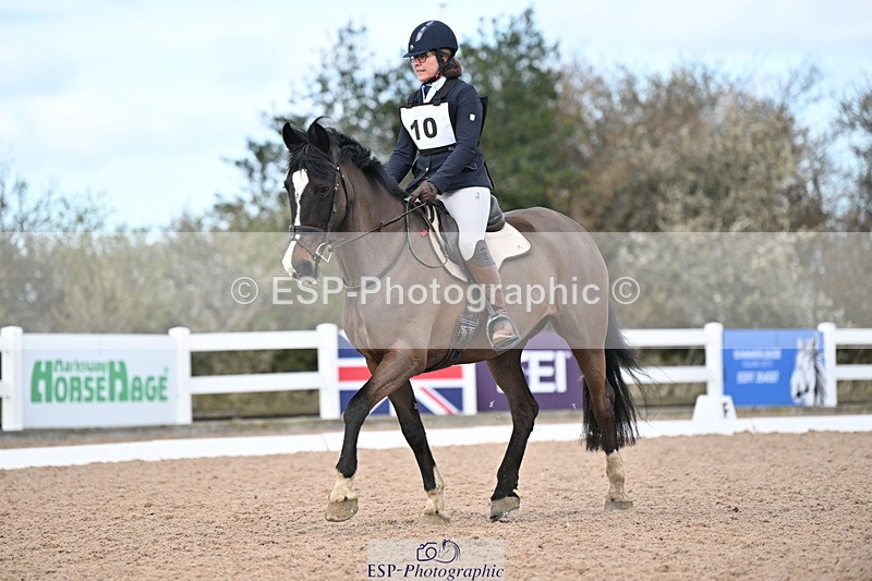 240324A-130154-02445 - Novice 28, 13.00 to 14.00