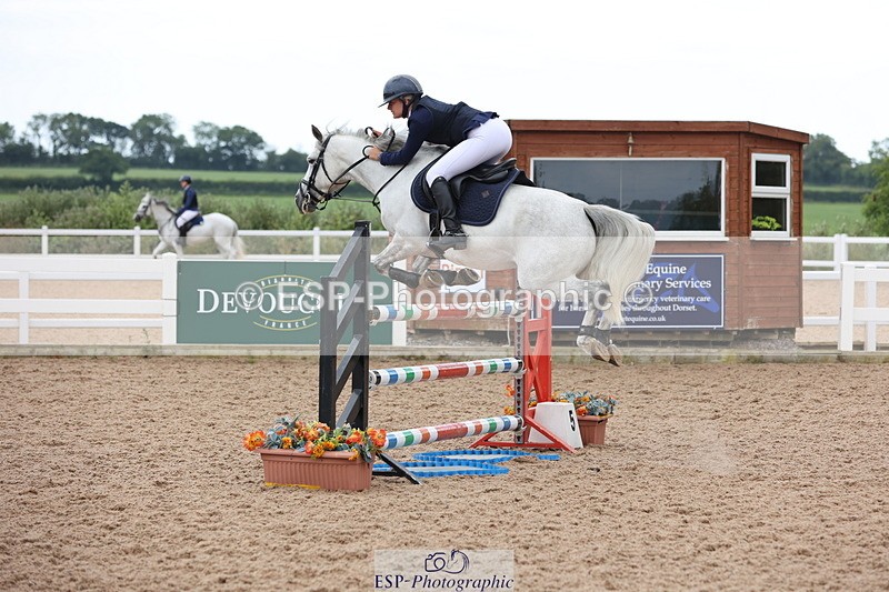 240630A-154218-14846 - Cls 33 Foxhunter and 1.10m Open