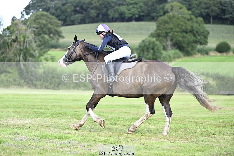 240825X-110315-32432 - 70cm XC 11.00 to 12.00