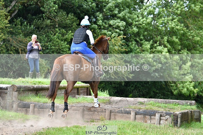 230817-133424-02931 - Abbie's 1st Group - XC