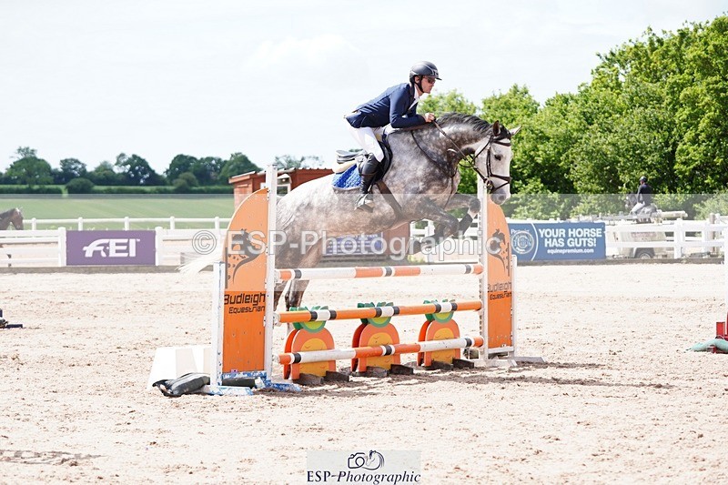 250525-113746-09261 - Cls 33 A&B Snr Disc & 1.00m Open