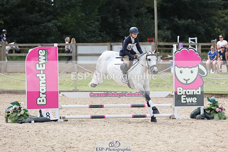 240823X-143840-18539 - 70cm R1 13.45 to 15.30