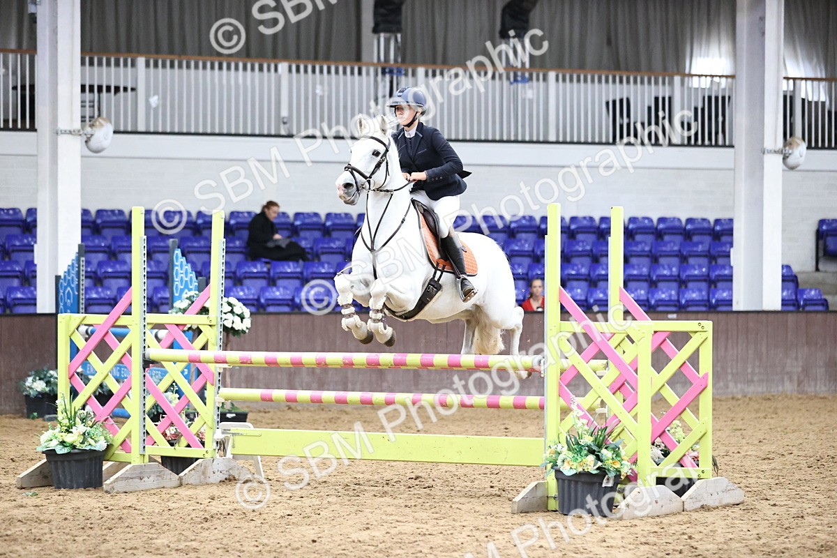 SBM_001184 - Class 5 - Blue Chip Pony Newcomers 1.00m Open