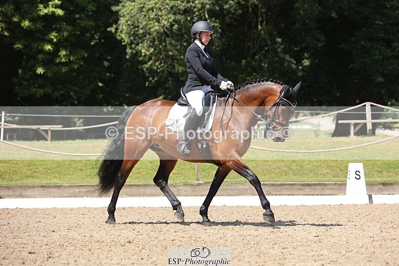 240719-115858-01550 - 154-Lucinda_Paull-Imperatrix