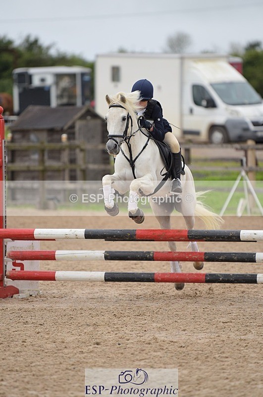 230730-093240-00140 - Class 02 70cm Jumiors