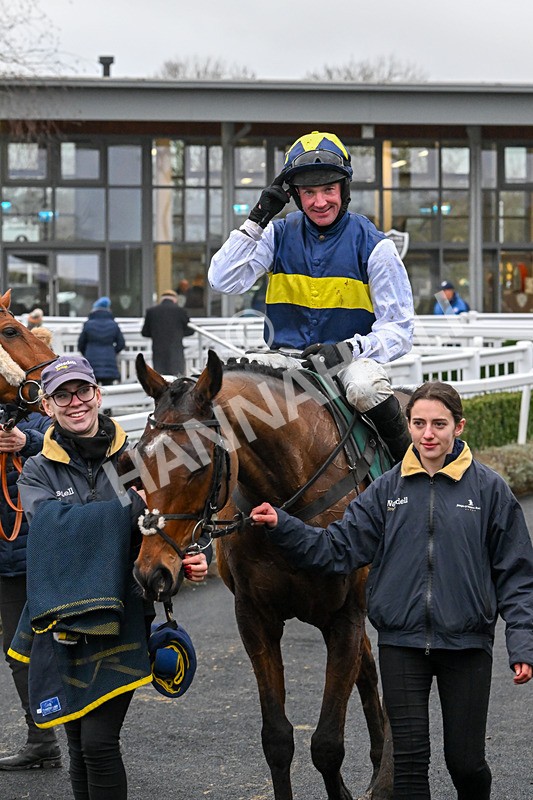 110124-Race 5-Track And Trace-2917 - Race 5