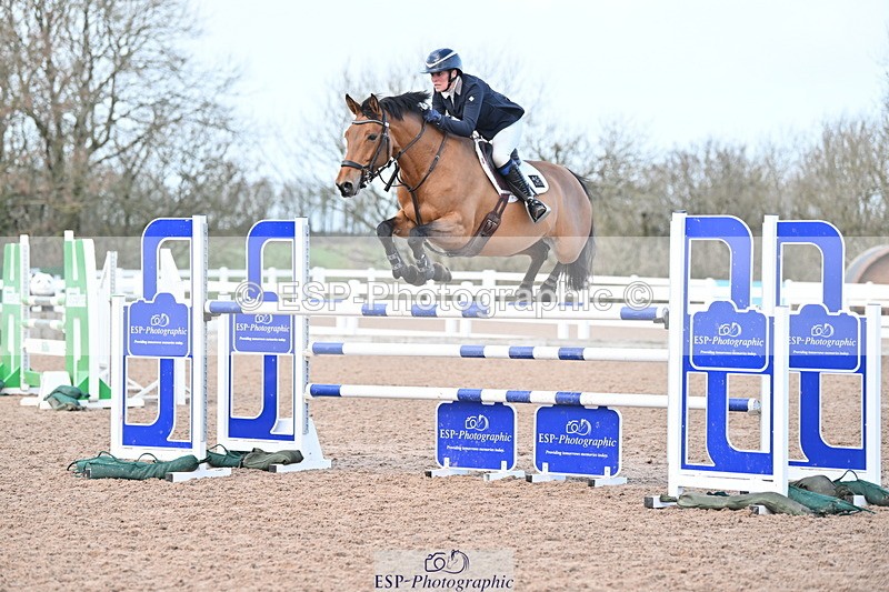 231209A-131116-01843 - Cls 13 Foxhunter & 1.20m Open