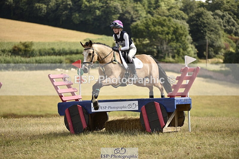 250802A-103812-01156 - A-008-Sophia.Vestey-BURDAL.DUKE