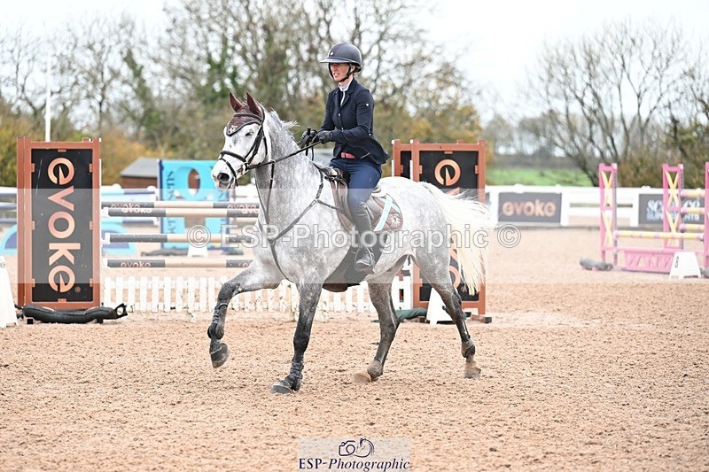 251105-142159-00857 - Cls 06 Fox & 1.20m