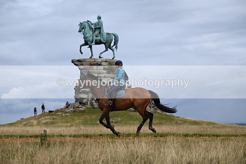 DSC_5999 - Time at Statue 12:17 to 12:44