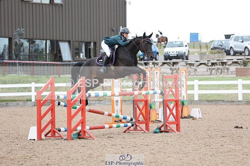 250625-154800-01530 - Cls 6 Foxhunter and 1.20m Open